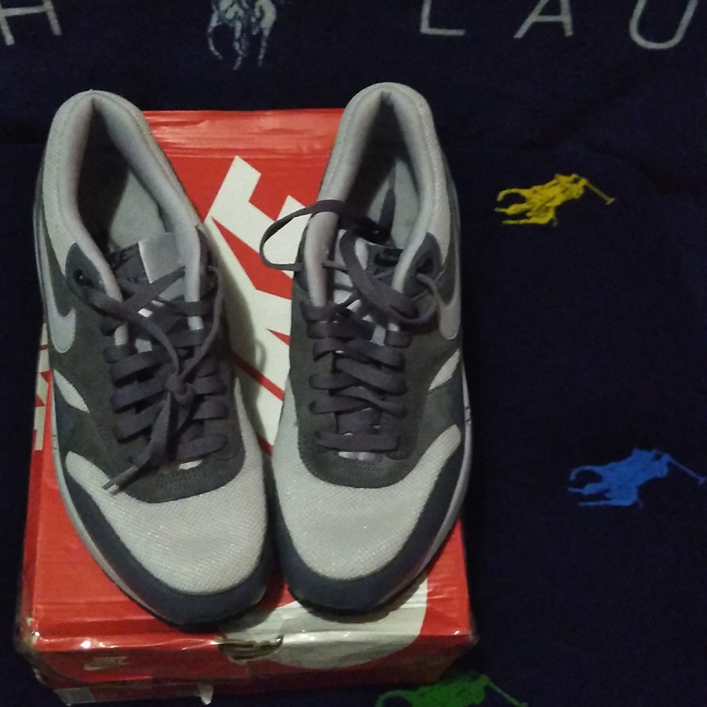 Nike air max